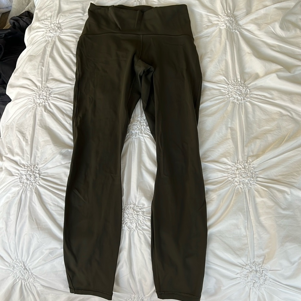 Cropped lululemon leggings